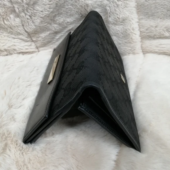 Authentic Gucci wallet - Picture 8 of 17